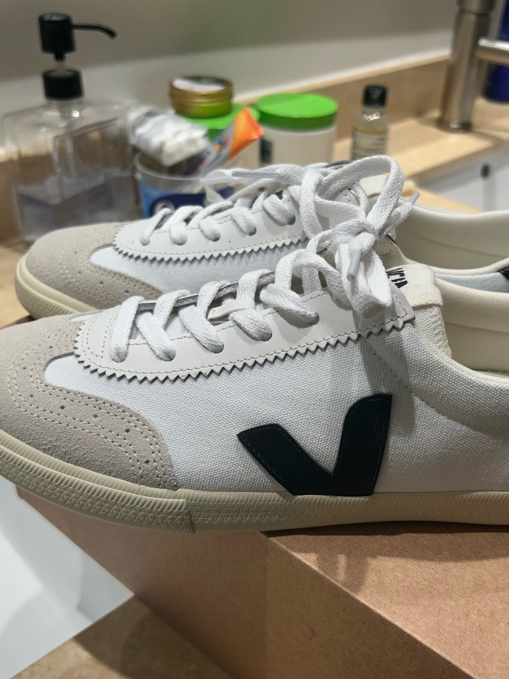 NWT Veja Volley Canvas Sneakers in White and Black - Picture 3 of 7